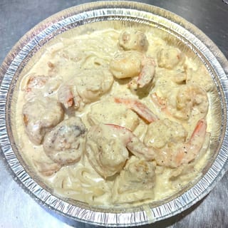 Fettuccine Alfredo with Shrimp